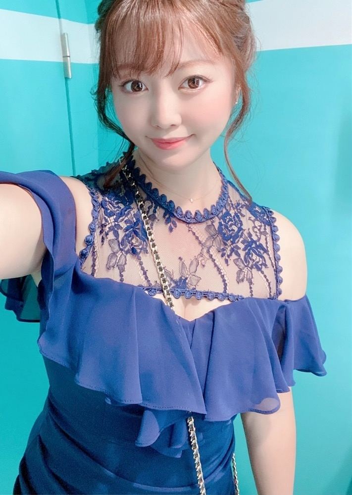 妃 えりな