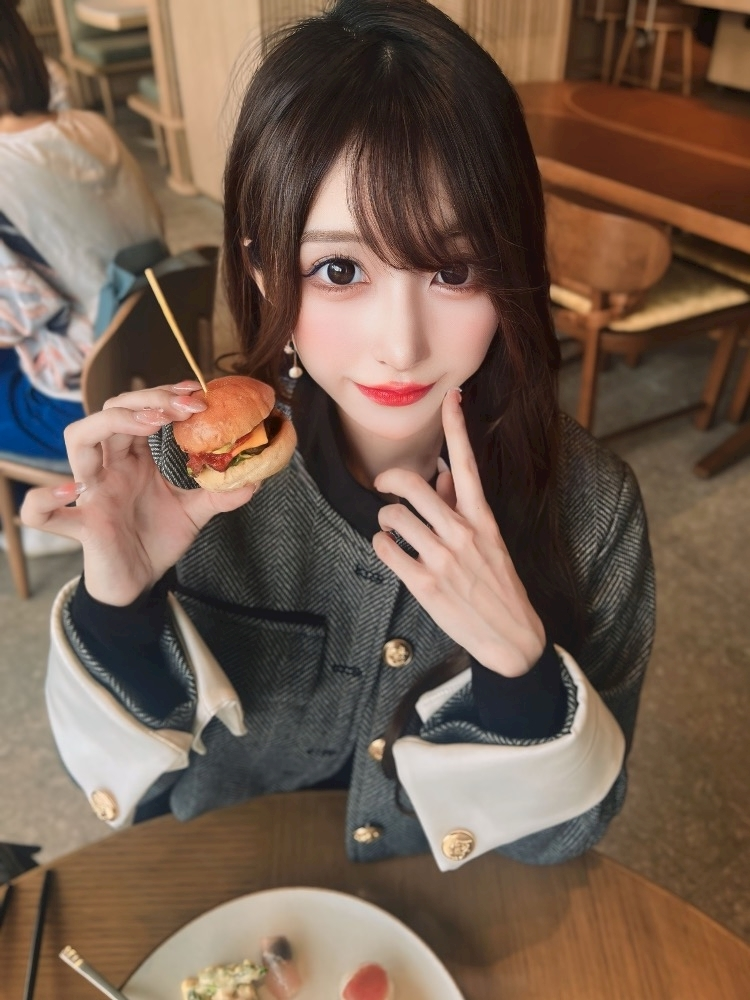 雛咲 のあ