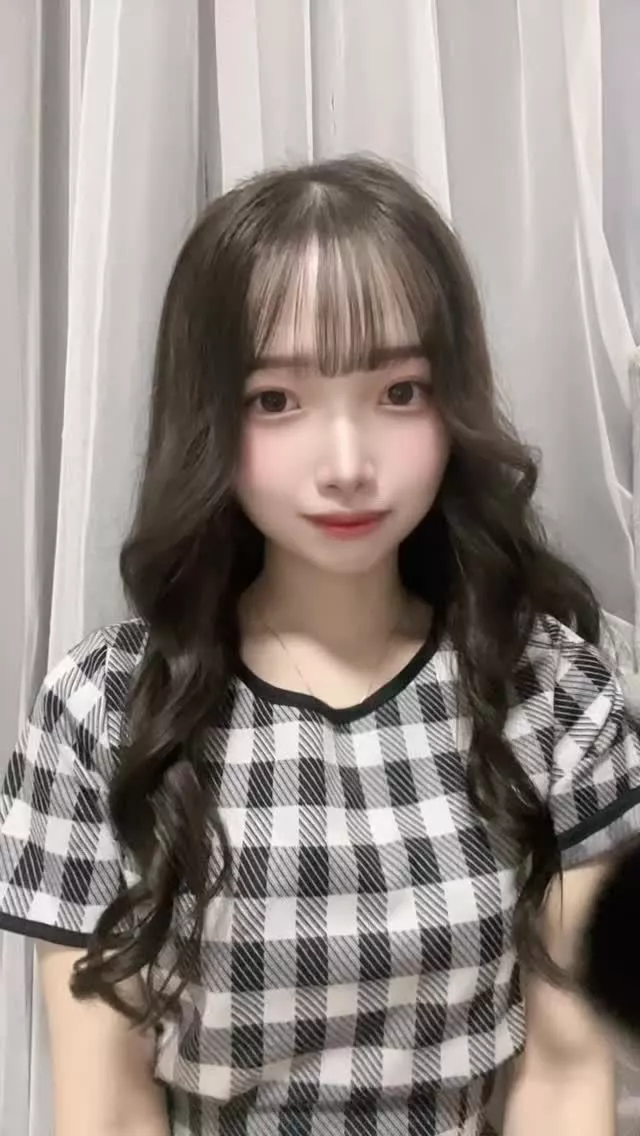 みいな