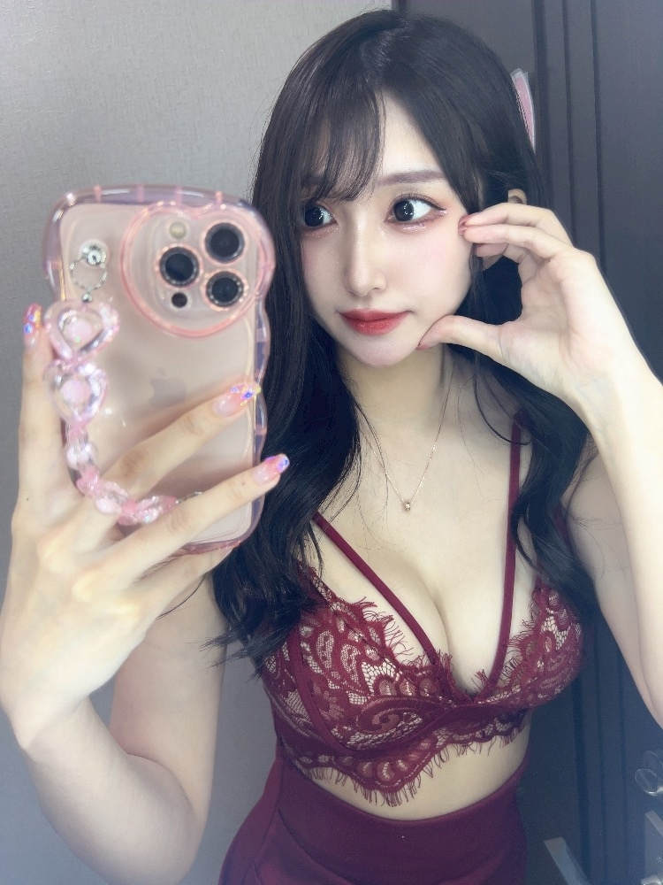 雛咲 のあ