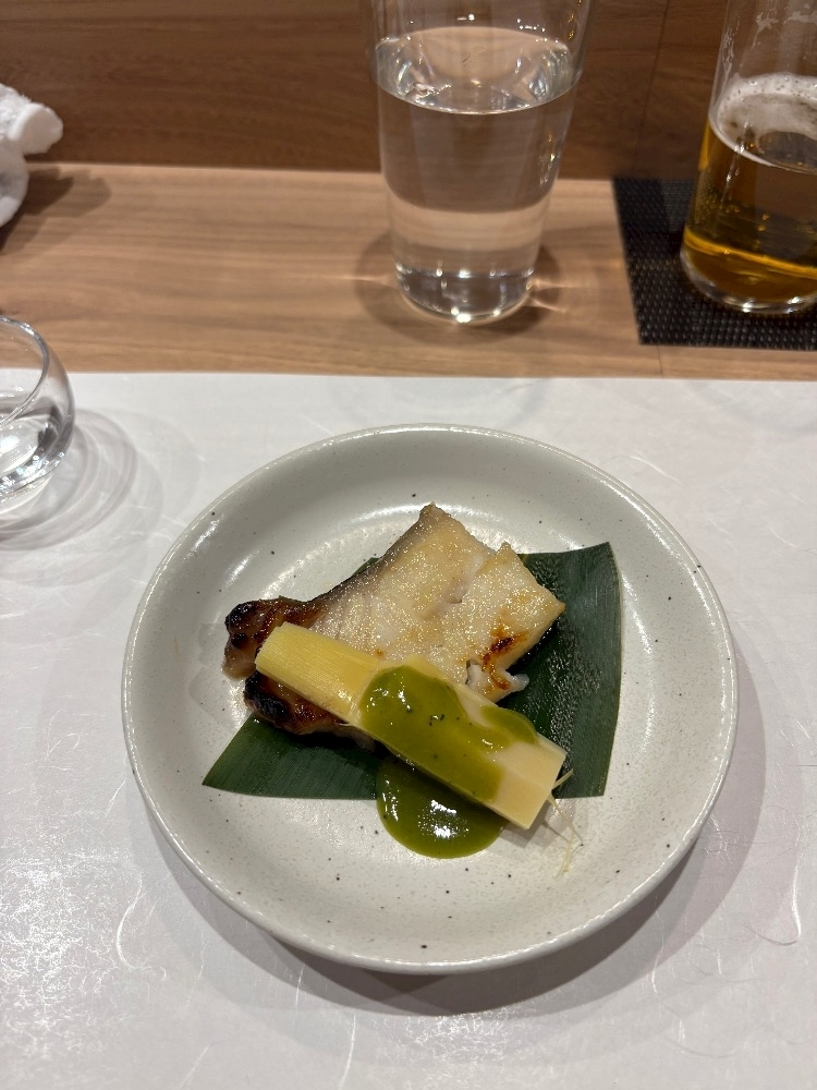 佐野 エマ