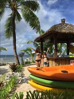 愛羽 仁美