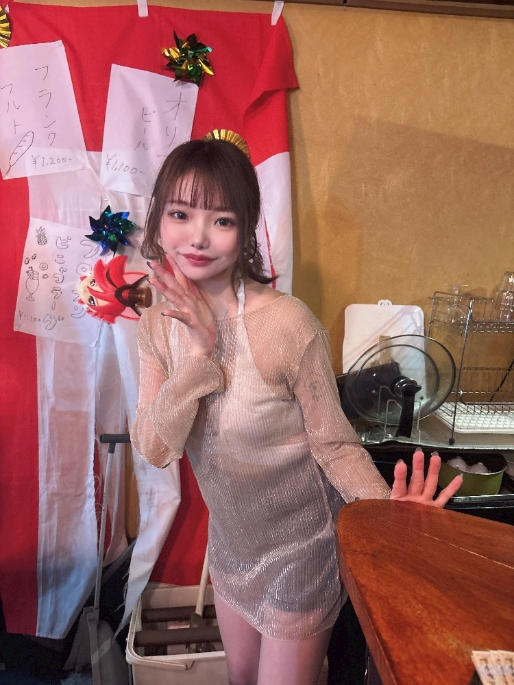 あみな