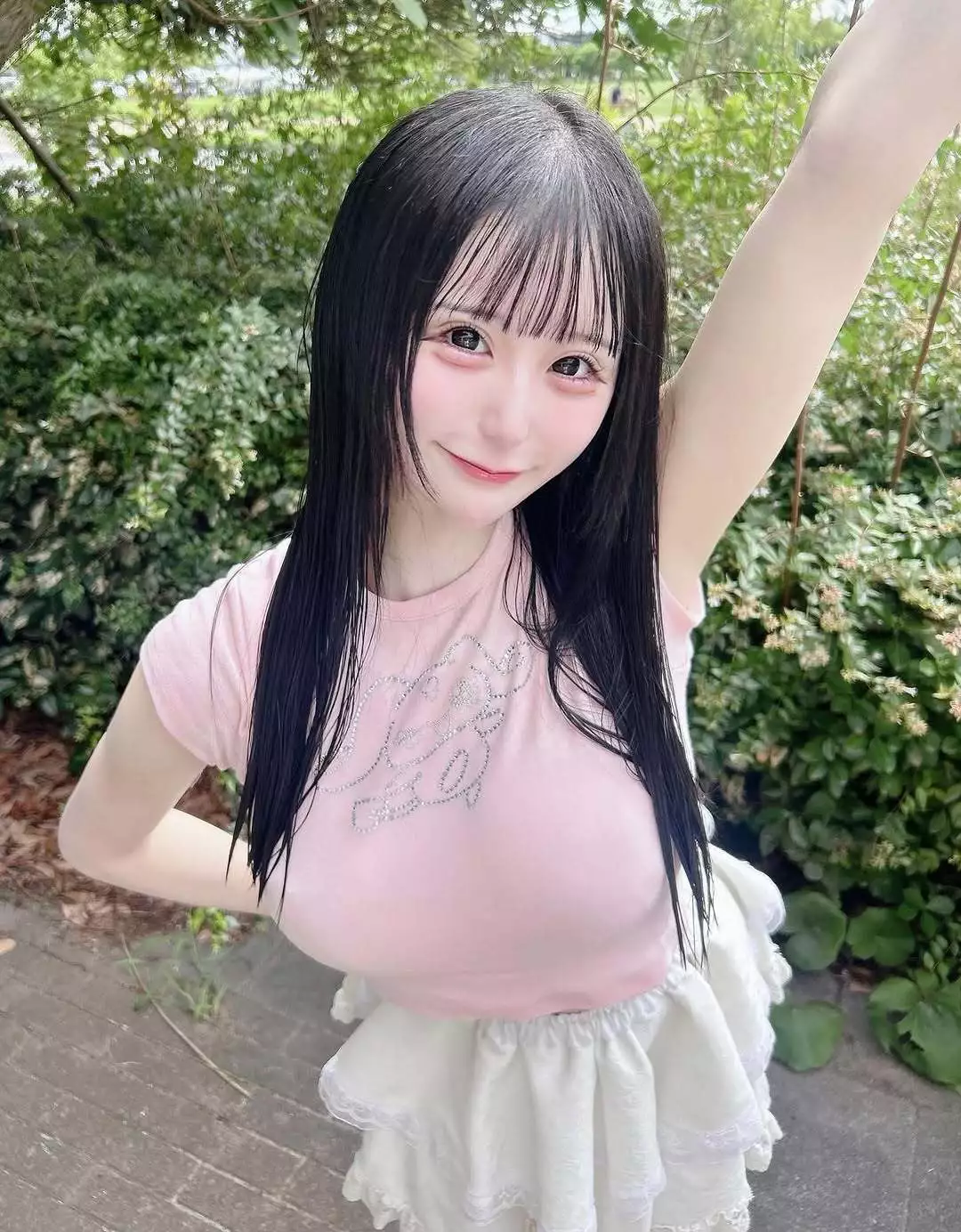 水無月 ゆゆ