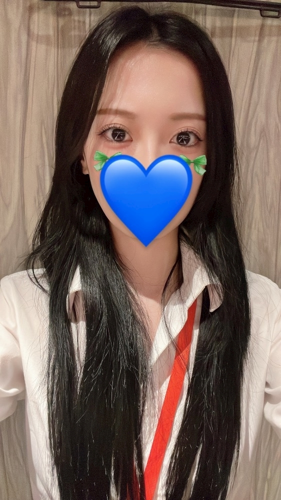 みな