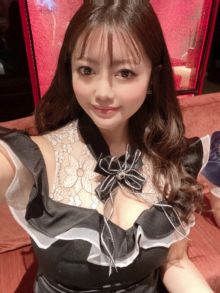 妃 えりな