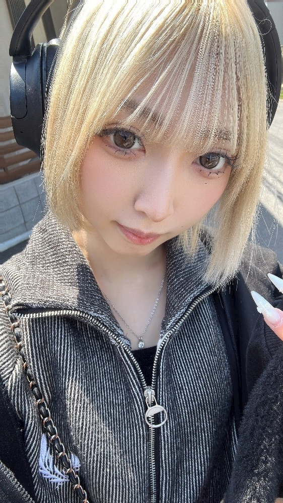 かびるんるんさわ