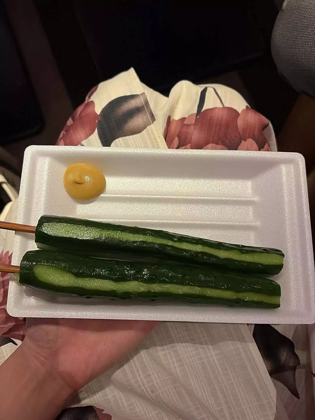 マコト