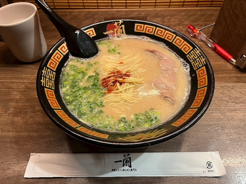 ティラノまな