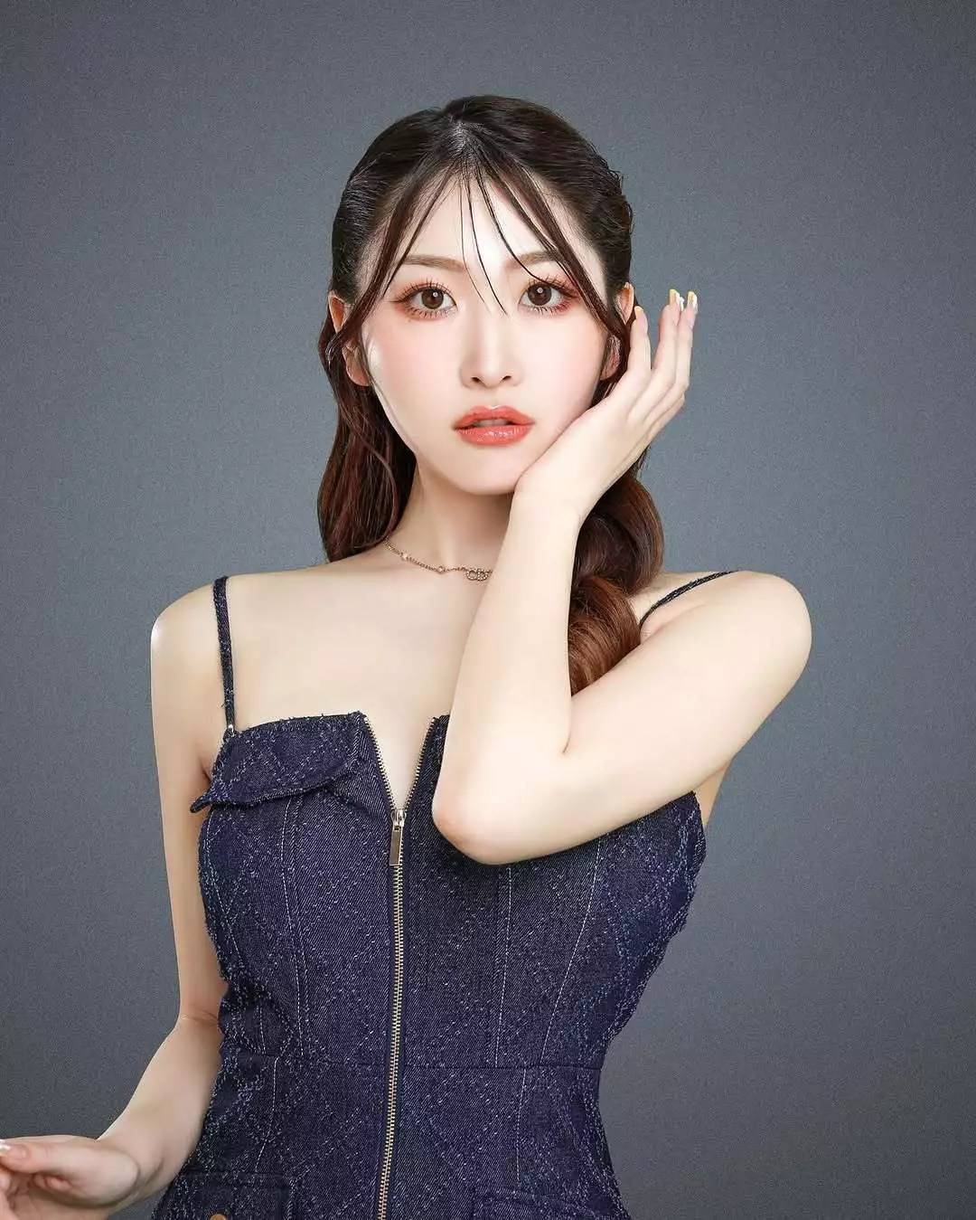 美波 なな