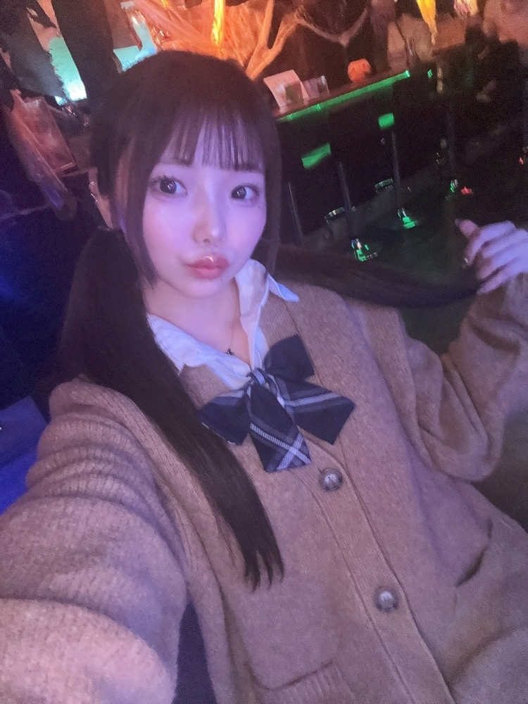あみな