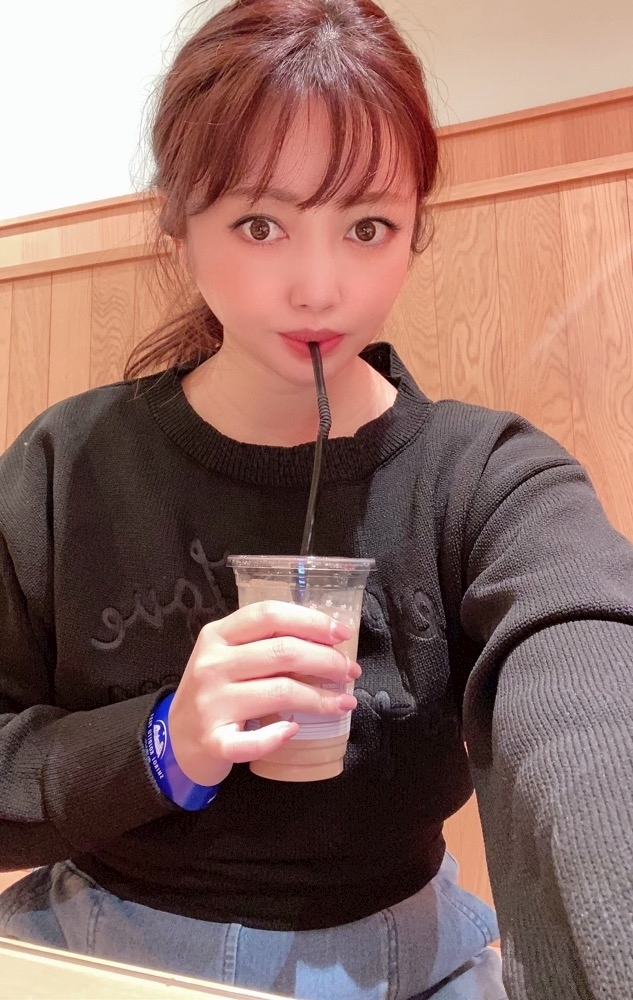 妃 えりな