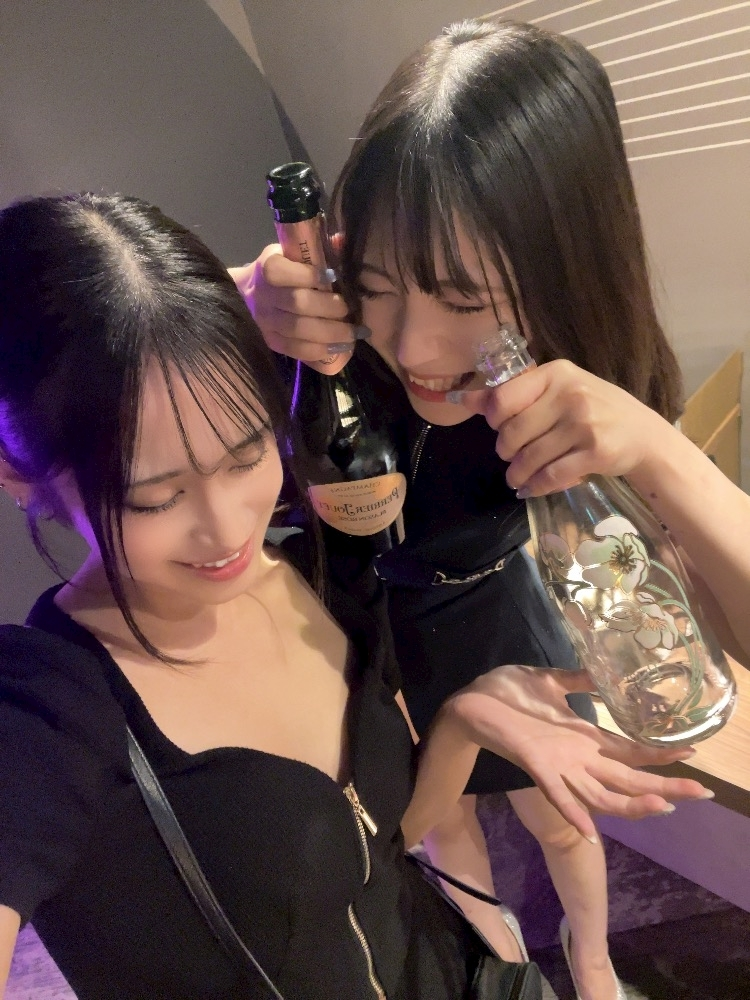 めい