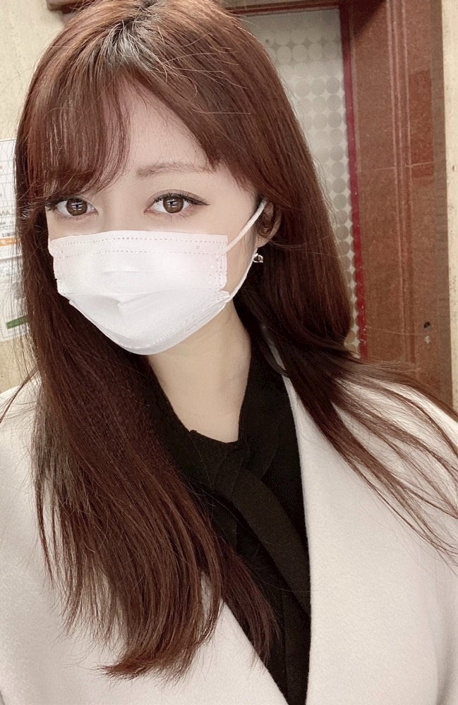 妃 えりな