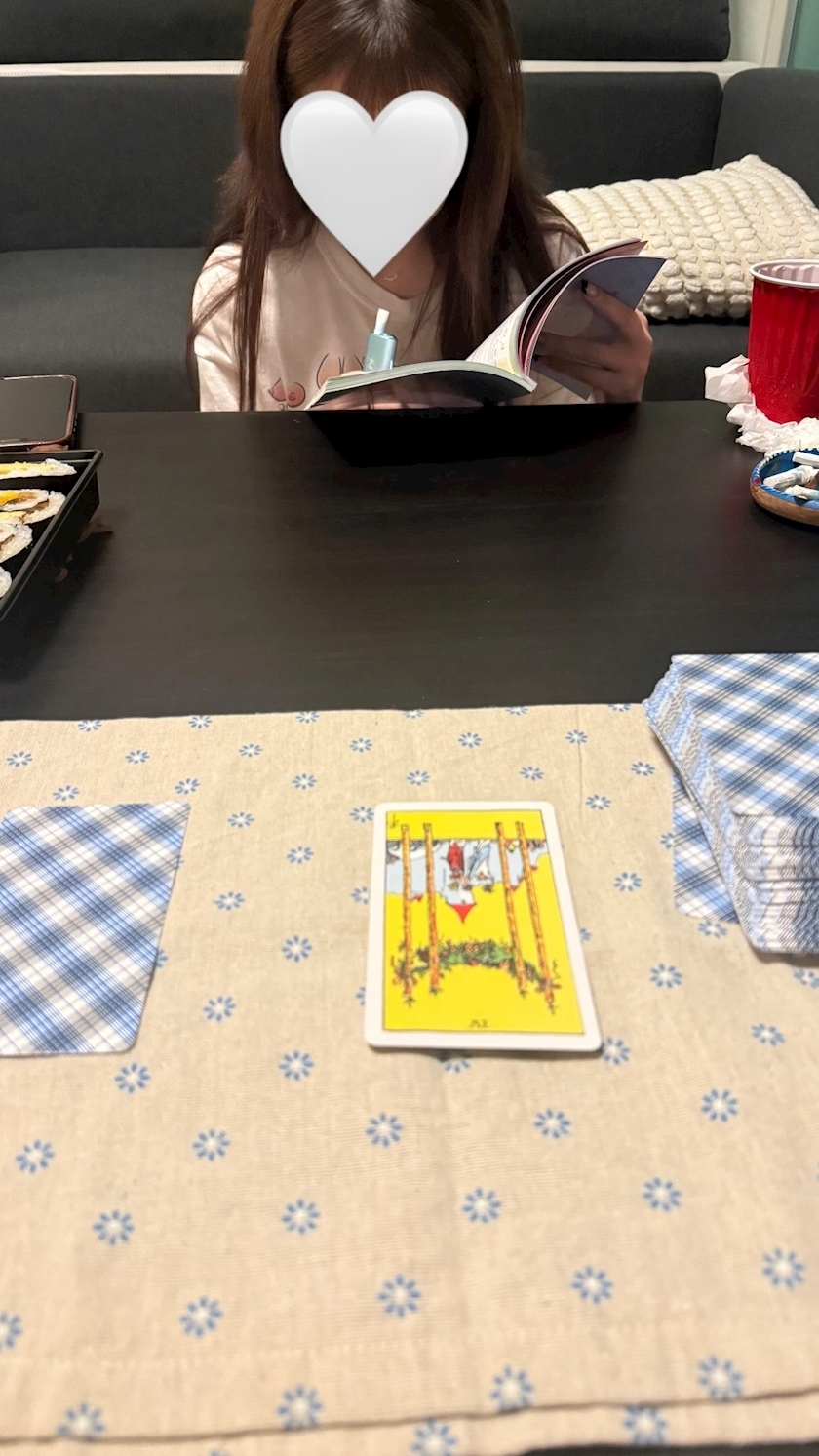 ティラノ リサ