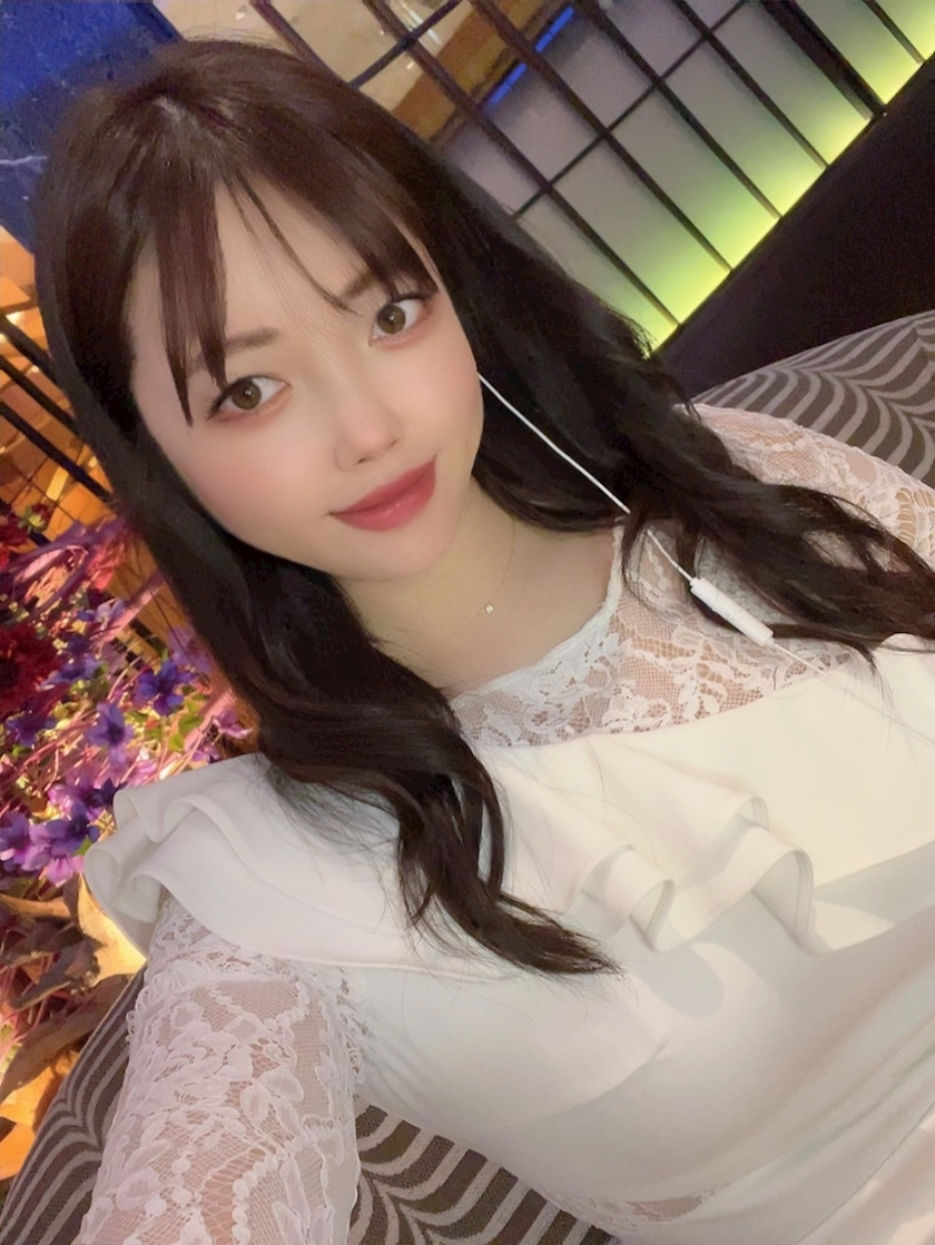 妃 えりな