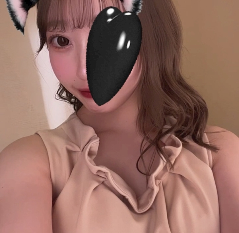 乙川 ゆあ