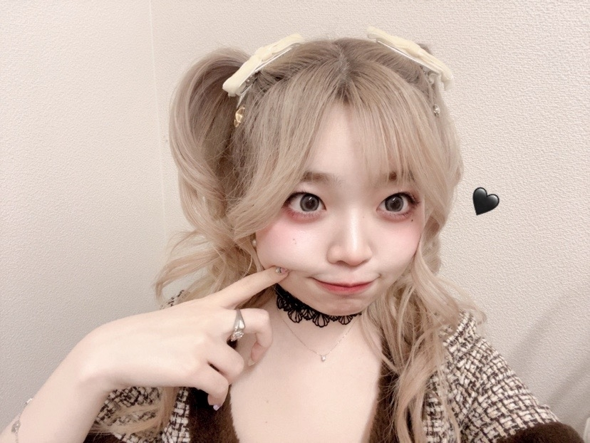 美吉 アユム
