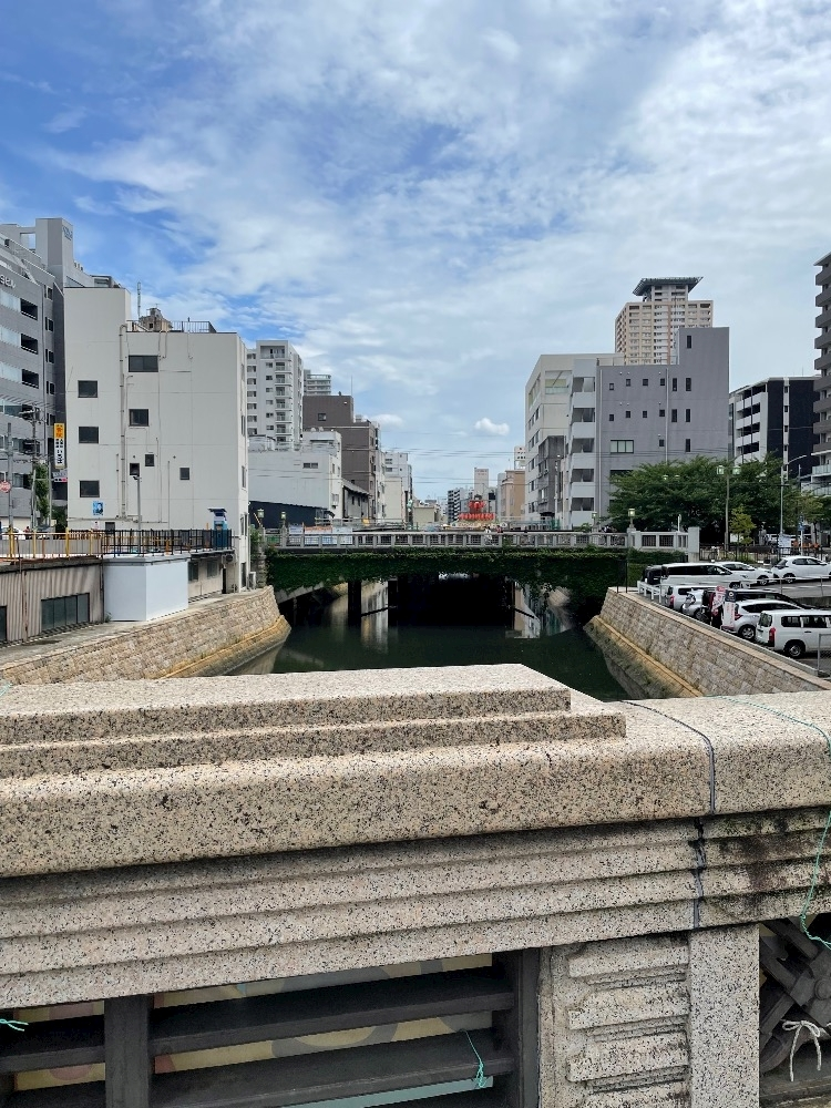朝倉 しおり