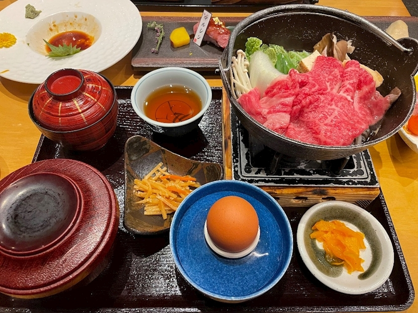 春野 じゅり