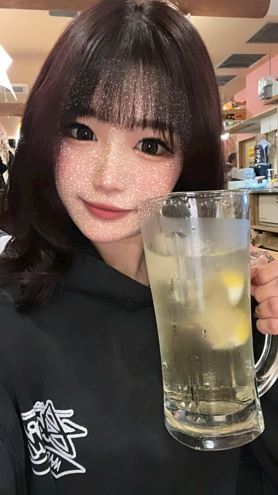 葉月 ひろみ