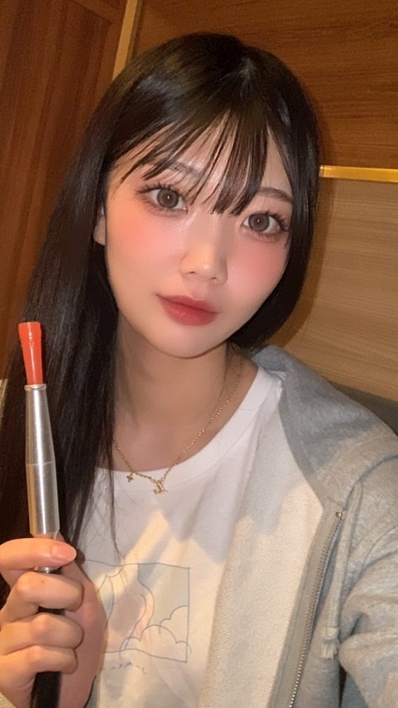 三鷹 真綺