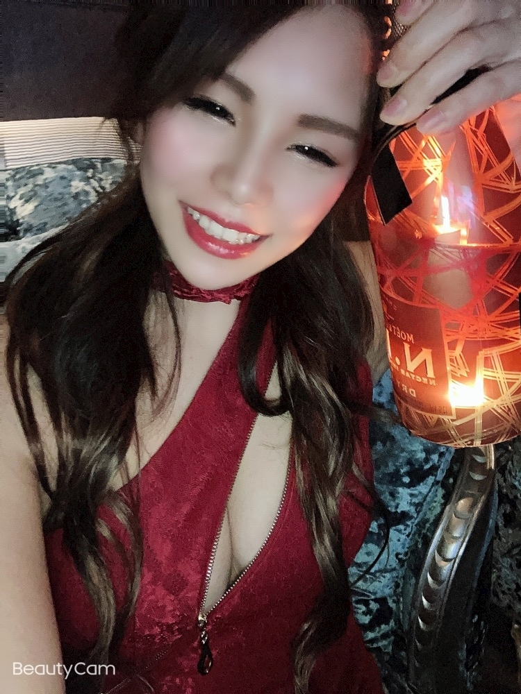 亜紗倉 しづか