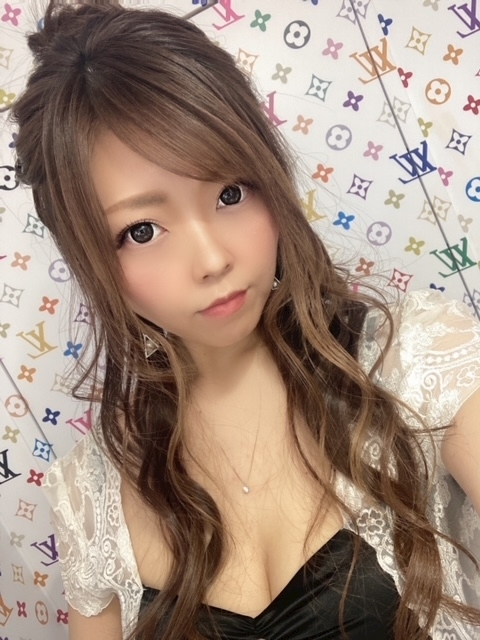 夏樹 あや