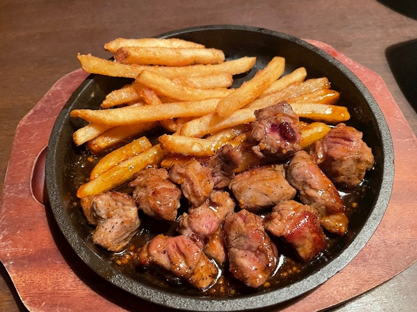 朝倉 しおり