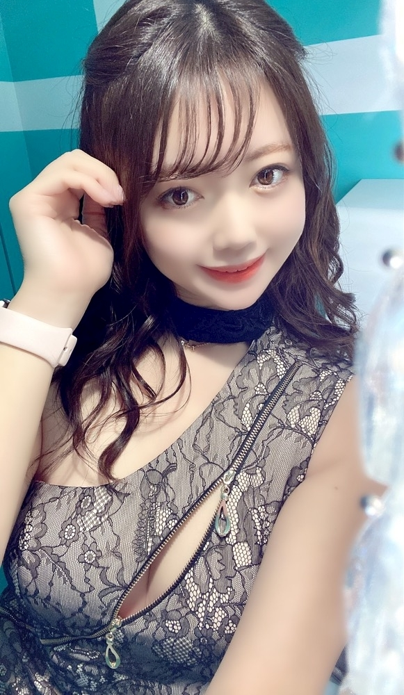 妃 えりな