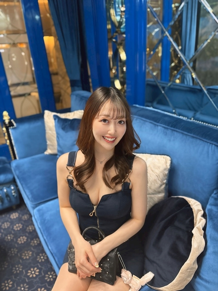 乙川 ゆあ