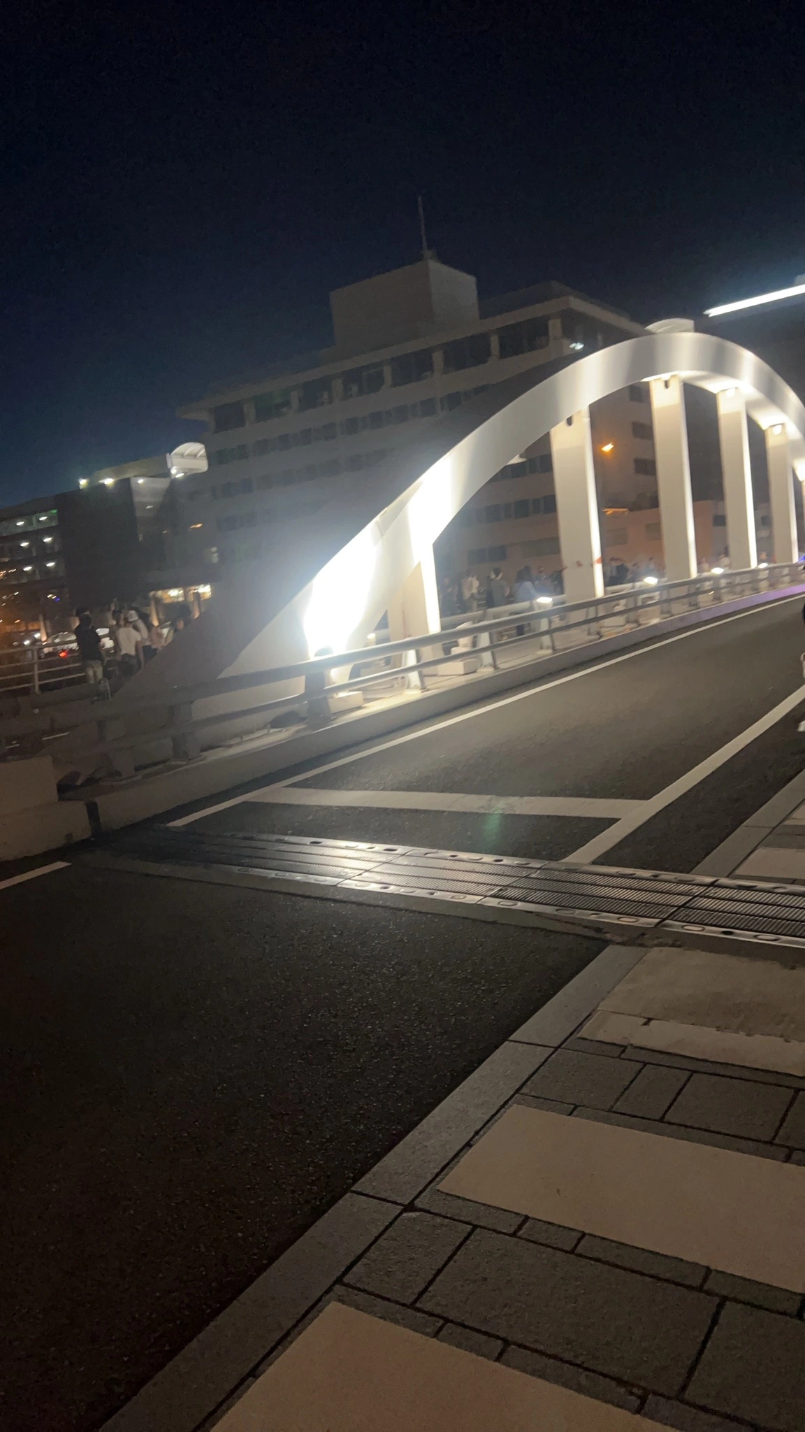 アヤ