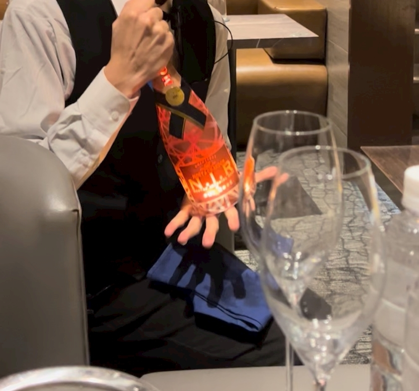 莉那