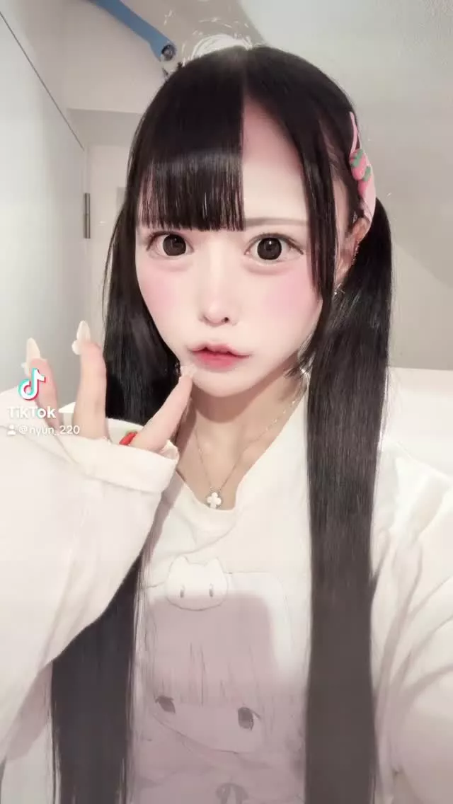 ねるにゅん