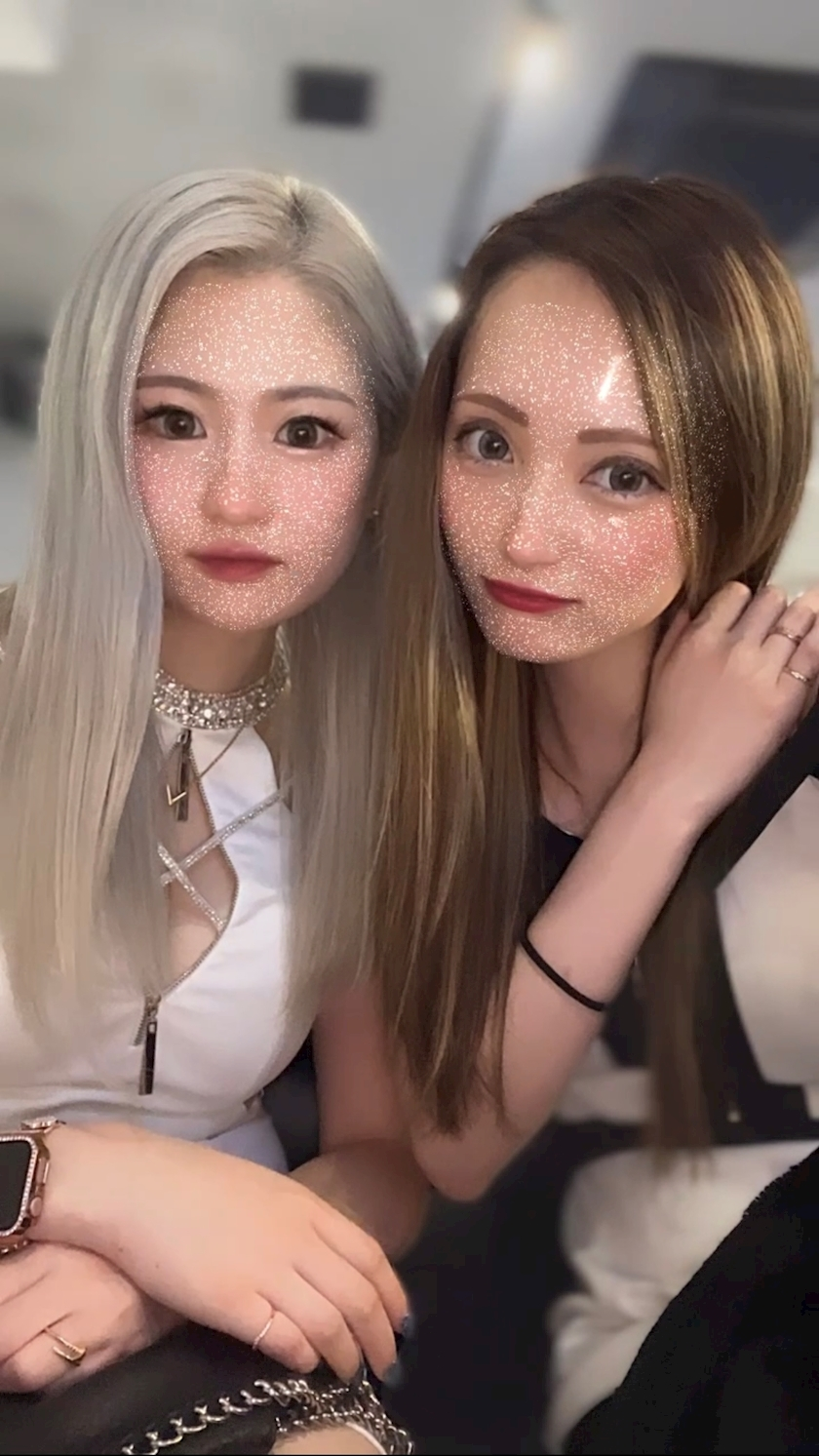 あや