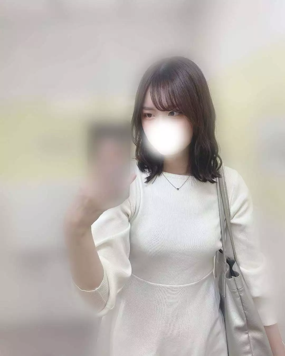 にこ