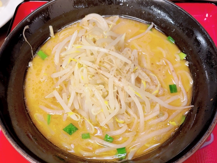 愛羽 仁美