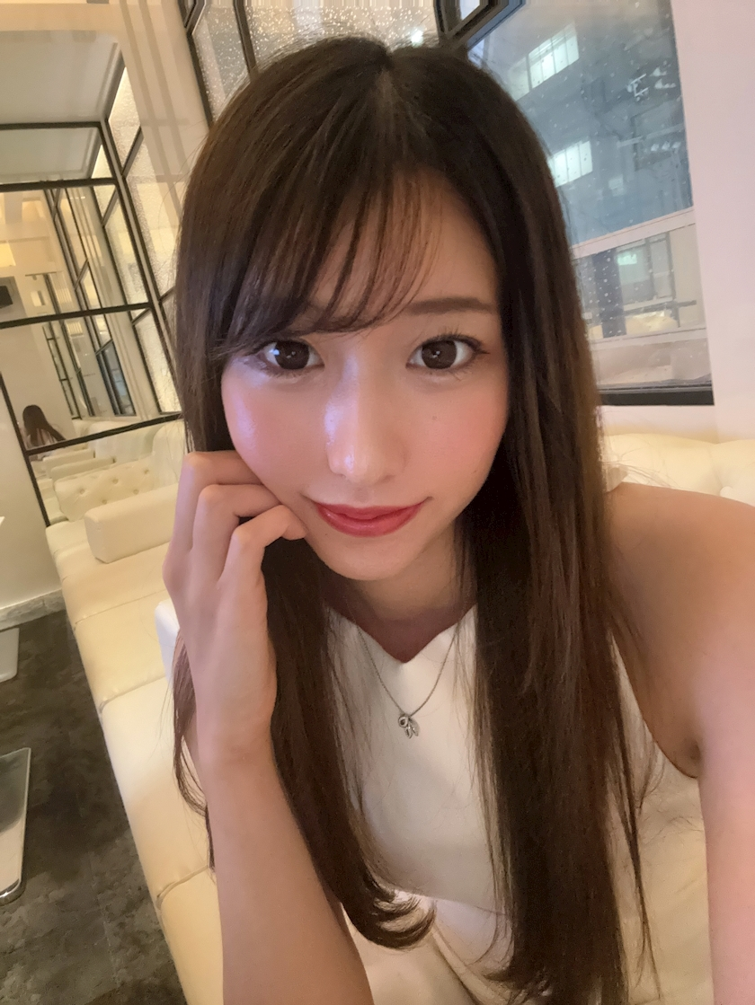 天乃 りさ