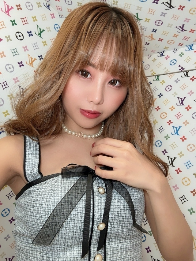 一条 彩由