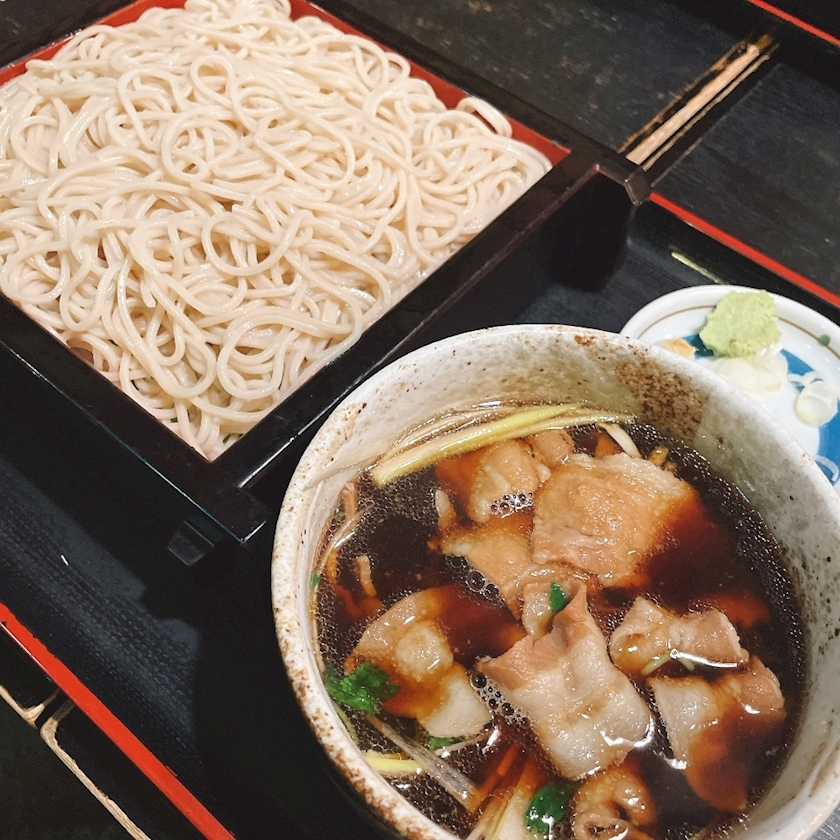 愛羽 仁美
