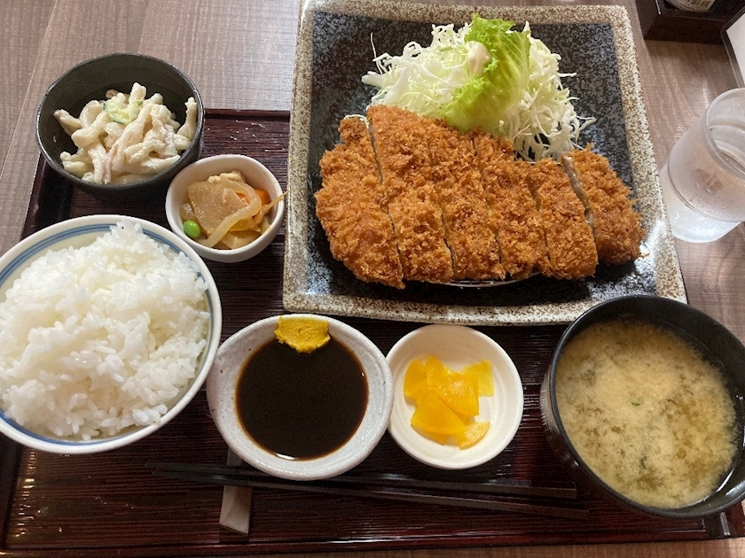 上条 ゆうな