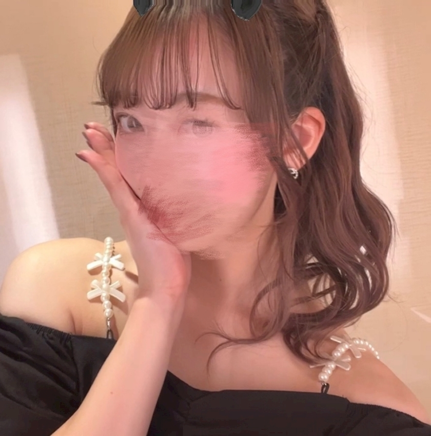 乙川 ゆあ