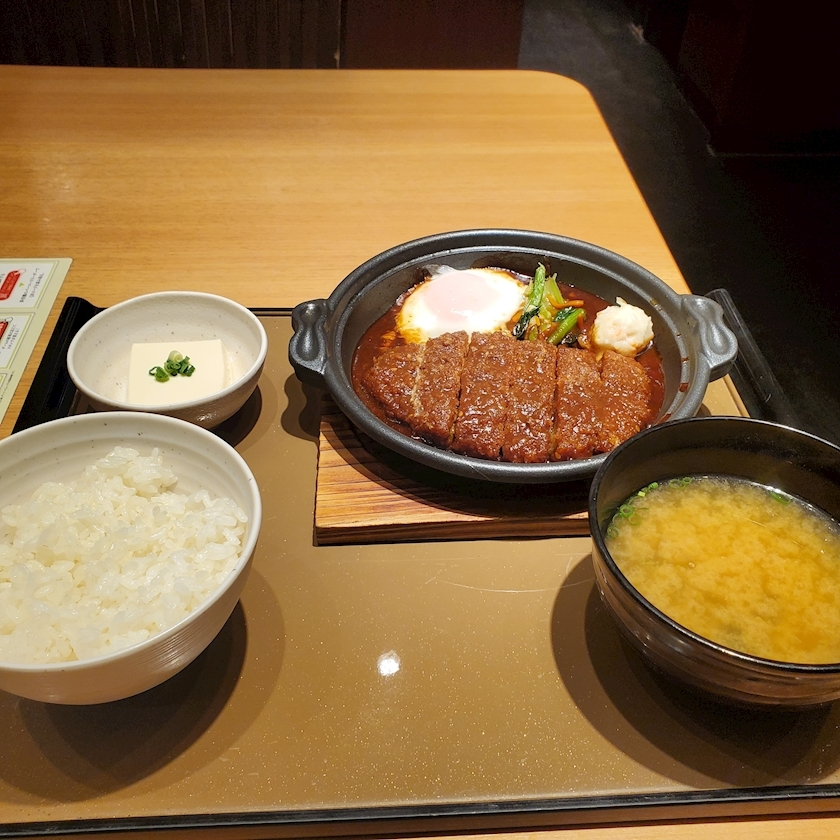 花奈 えり