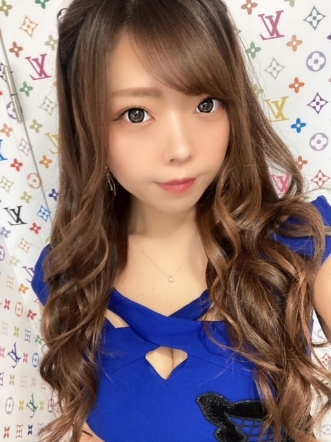 夏樹 あや