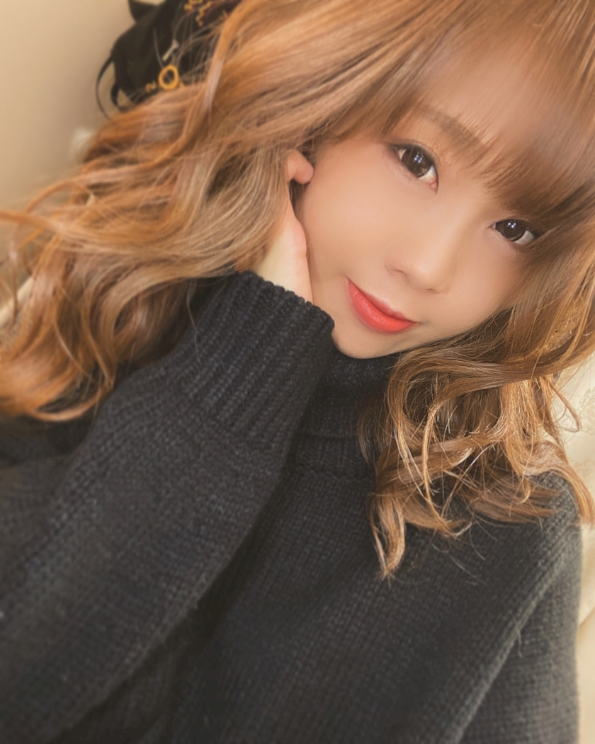 一条 彩由