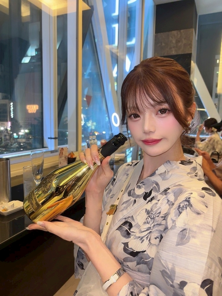 佐倉 里緒