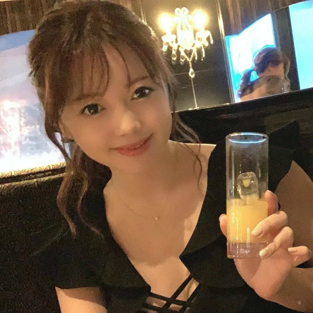 妃 えりな