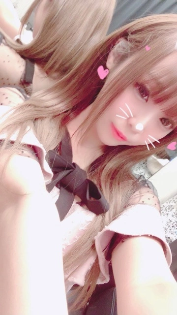 小川 真央