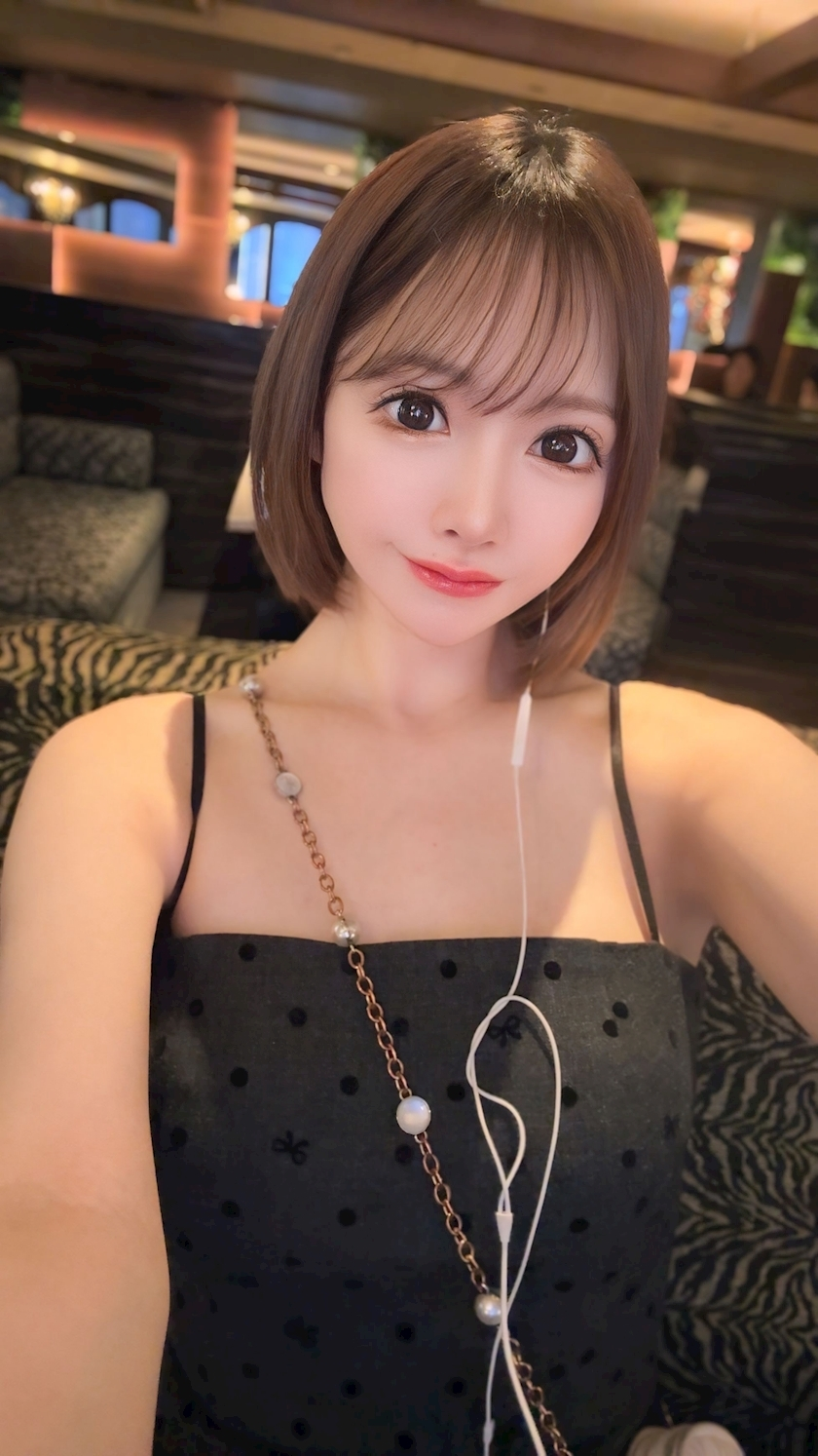 葉月 りほ