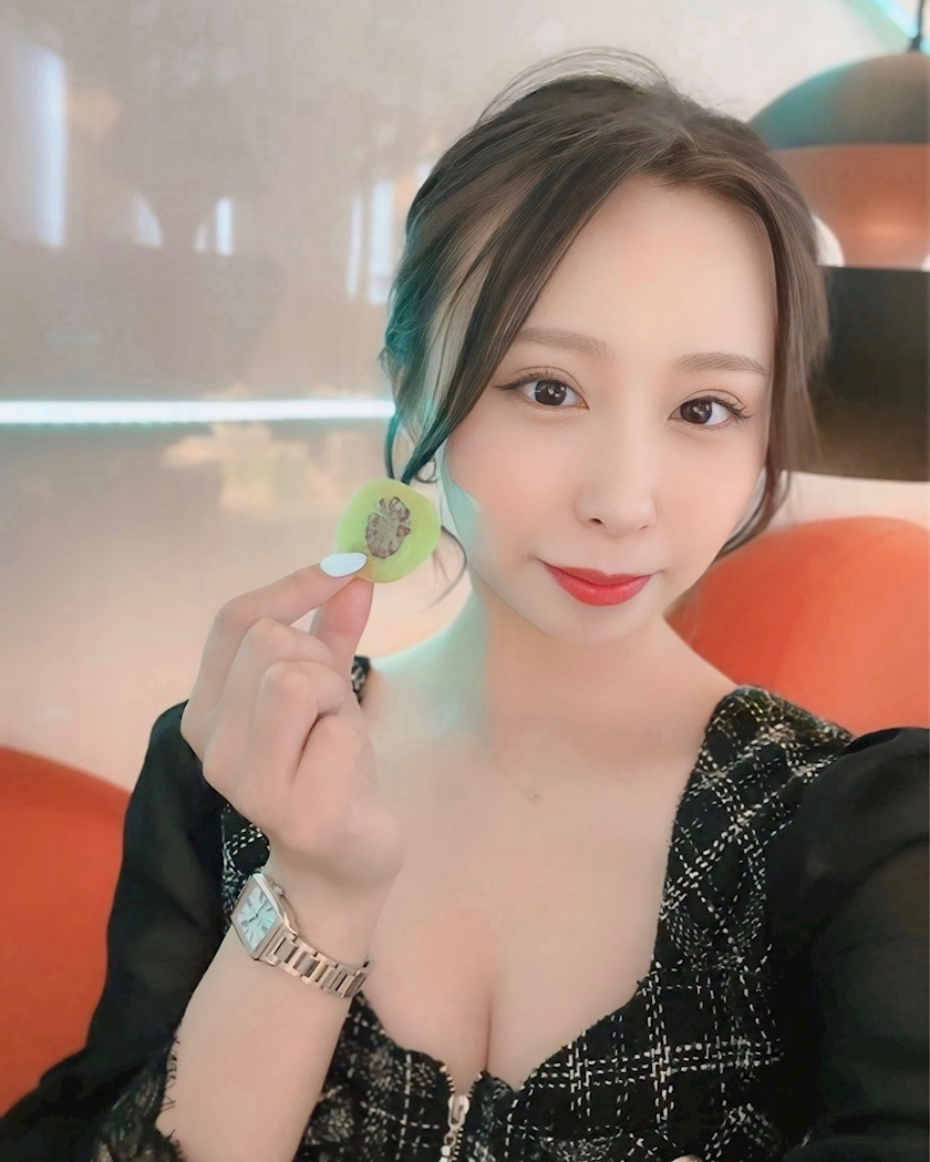 綾瀬 セナ